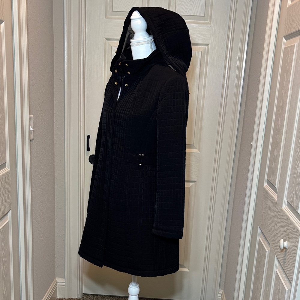 Gallery New York Women's Black Quilted Hooded Coat Pre-loved Size L - Picture 3 of 12